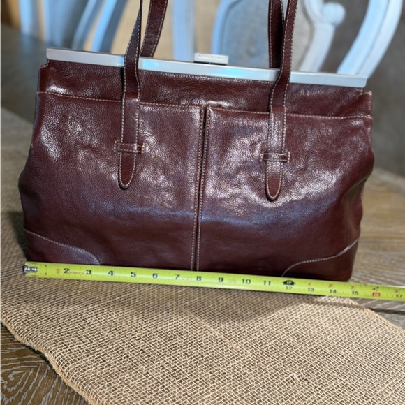 Kenneth Cole New York Brown Leather Shoulder Bag - Picture 4 of 16